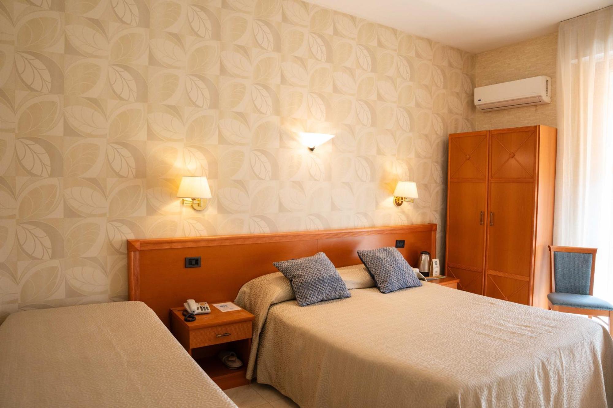 Hotel Pardini Viareggio Esterno foto